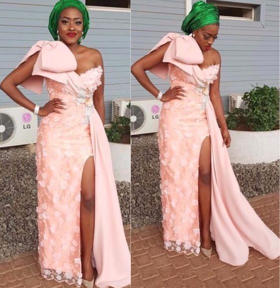 Fabulously Women's Aso-Ebi Styles 2023 - Reny styles