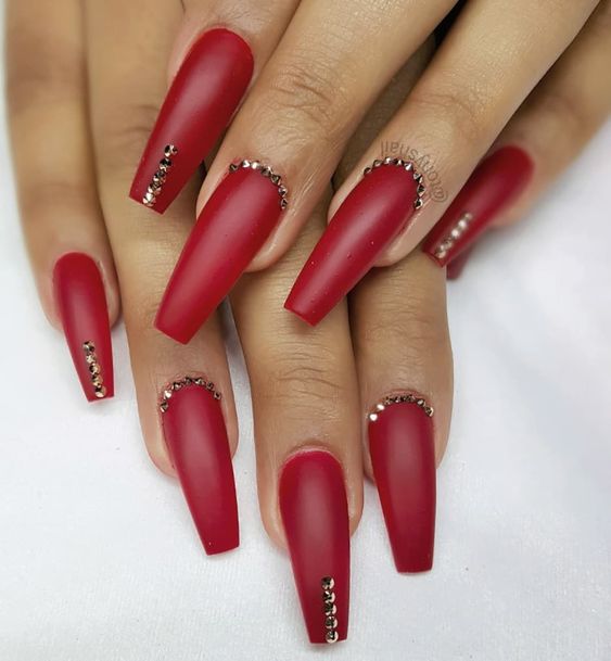 50+ Red nail polish can't have enough of this beautiful look - Reny styles