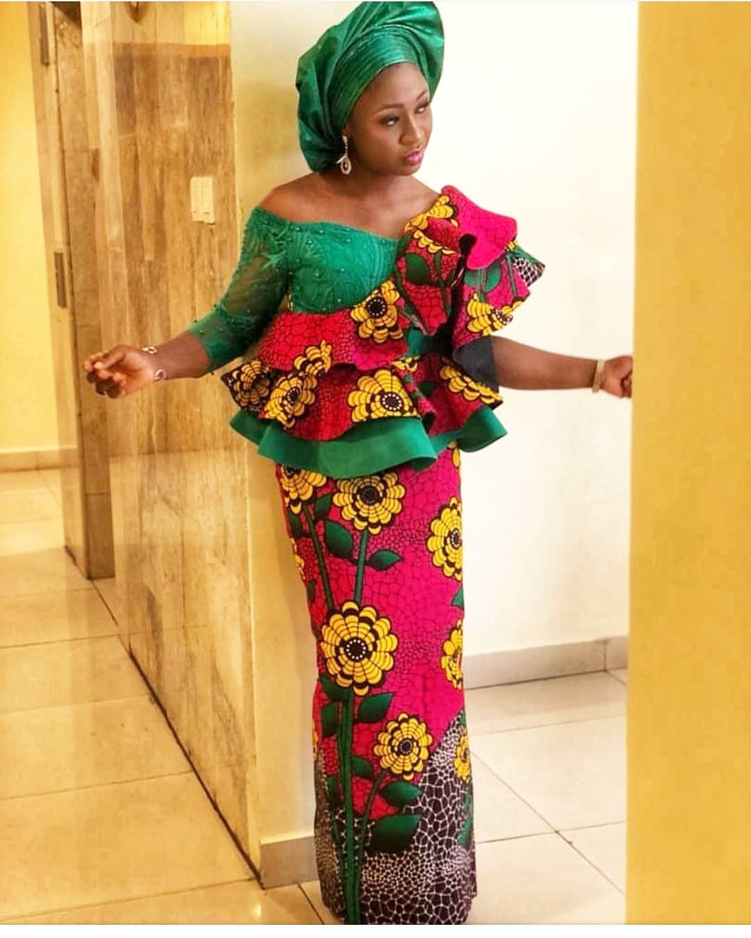 Lace Asoebi Styles Which You Can Not Refuse - Reny styles