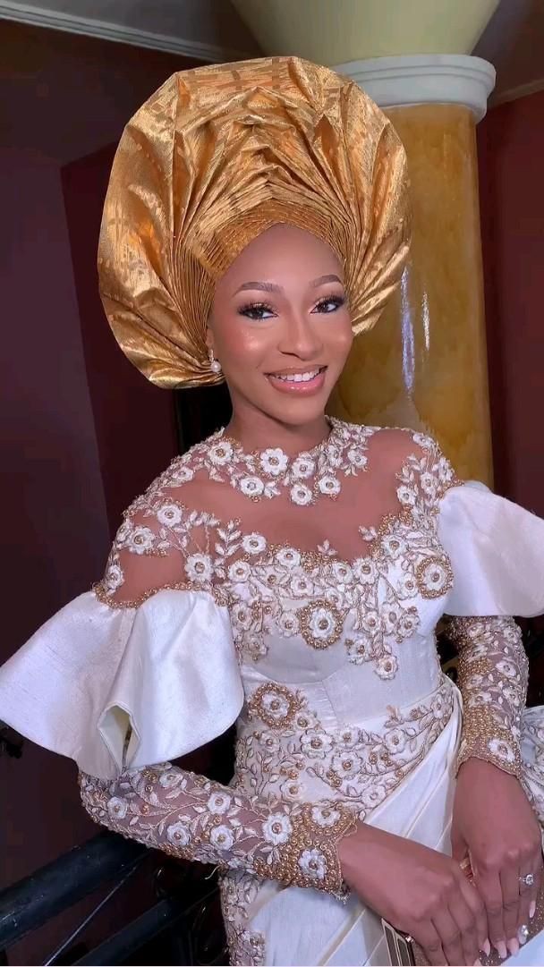 40 Latest Corset Asoebi Styles with Lace 2021-2022  African lace dresses, Lace  gown styles, Asoebi styles