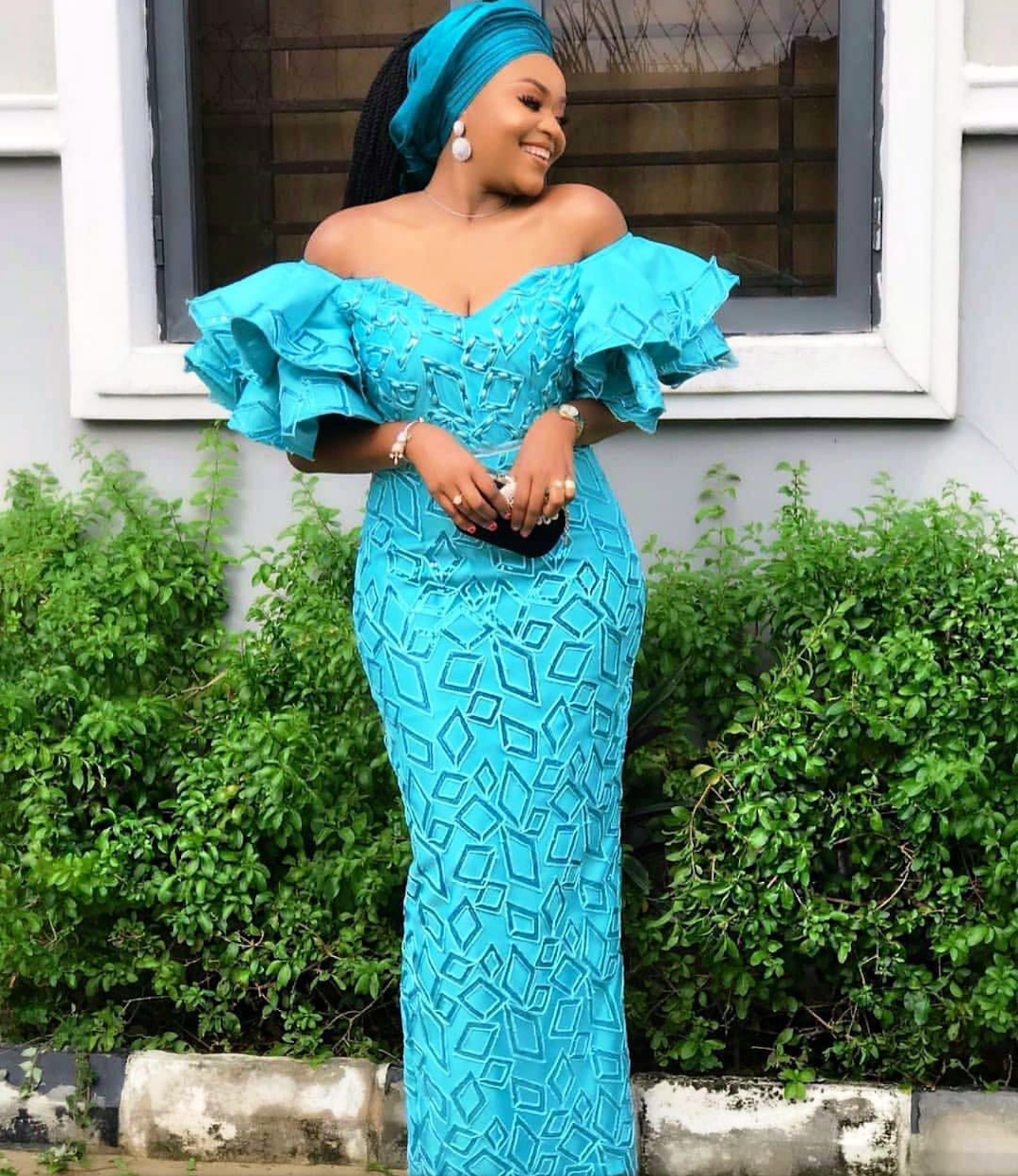 crepe gown style in nigeria｜TikTok Search