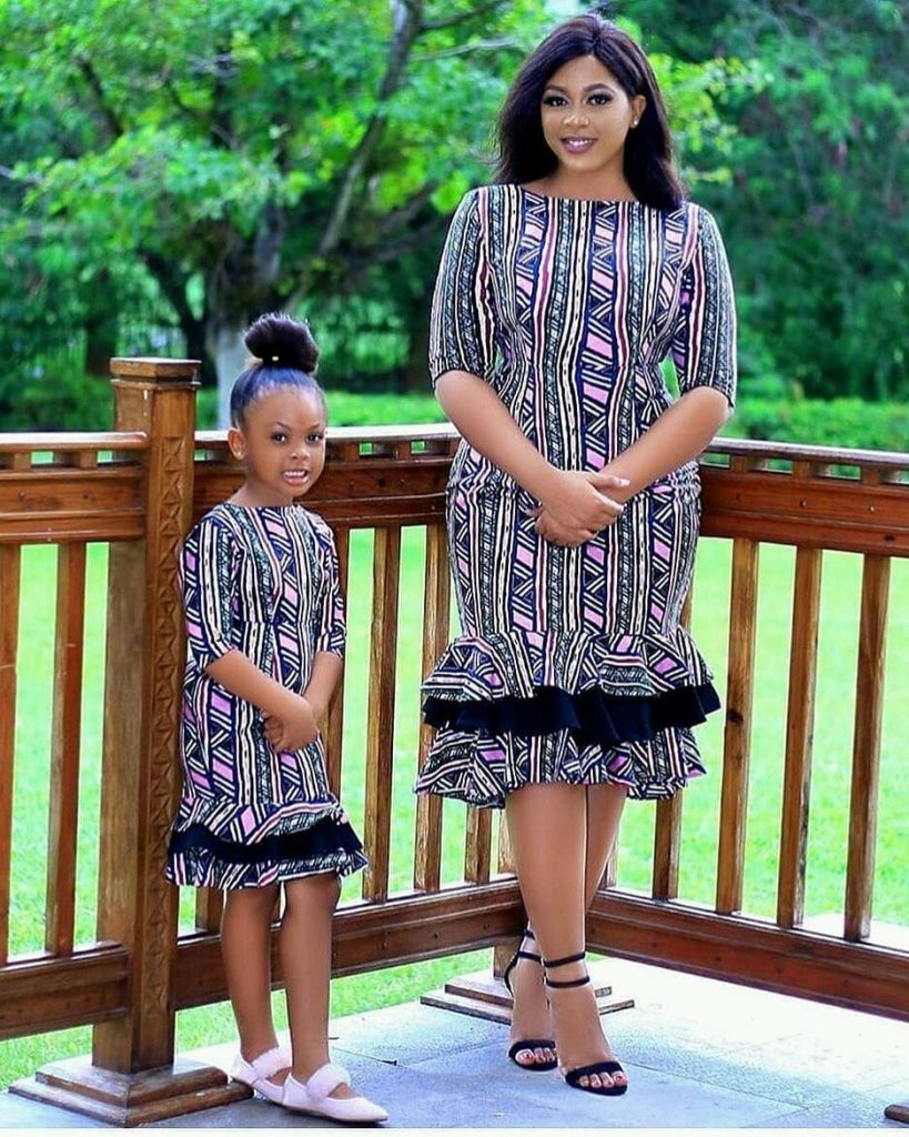 Stylish Duo! Amazing Mother and Daughter’s Fashion Looks 2023 - Reny styles