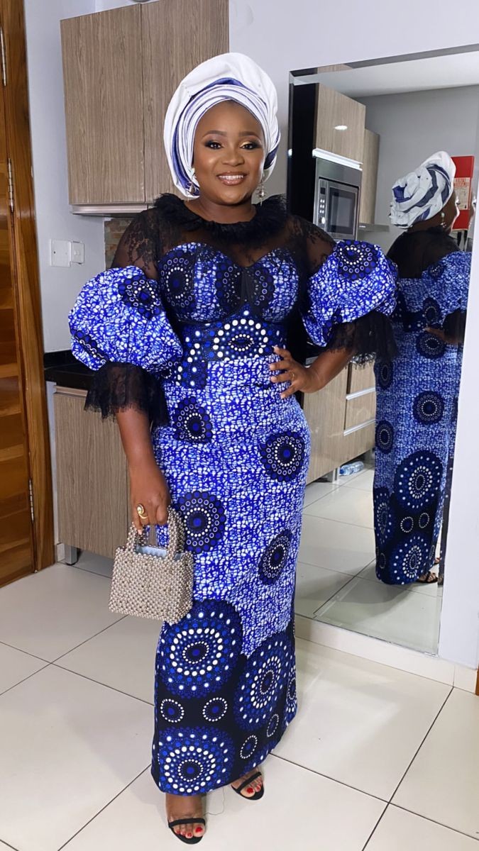 Hot Cuties Slaying Creative Aso Ebi Clothes 2022 - Reny styles