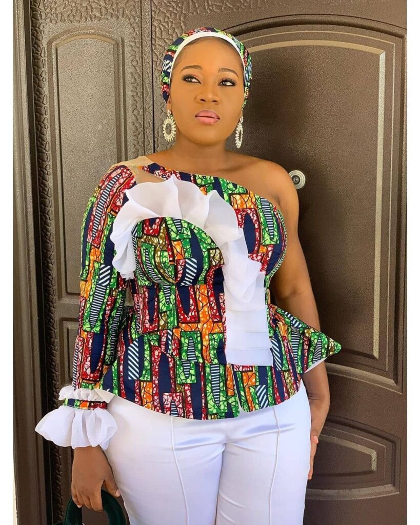 Unique Women’s Ankara Styles 2023 - Reny styles