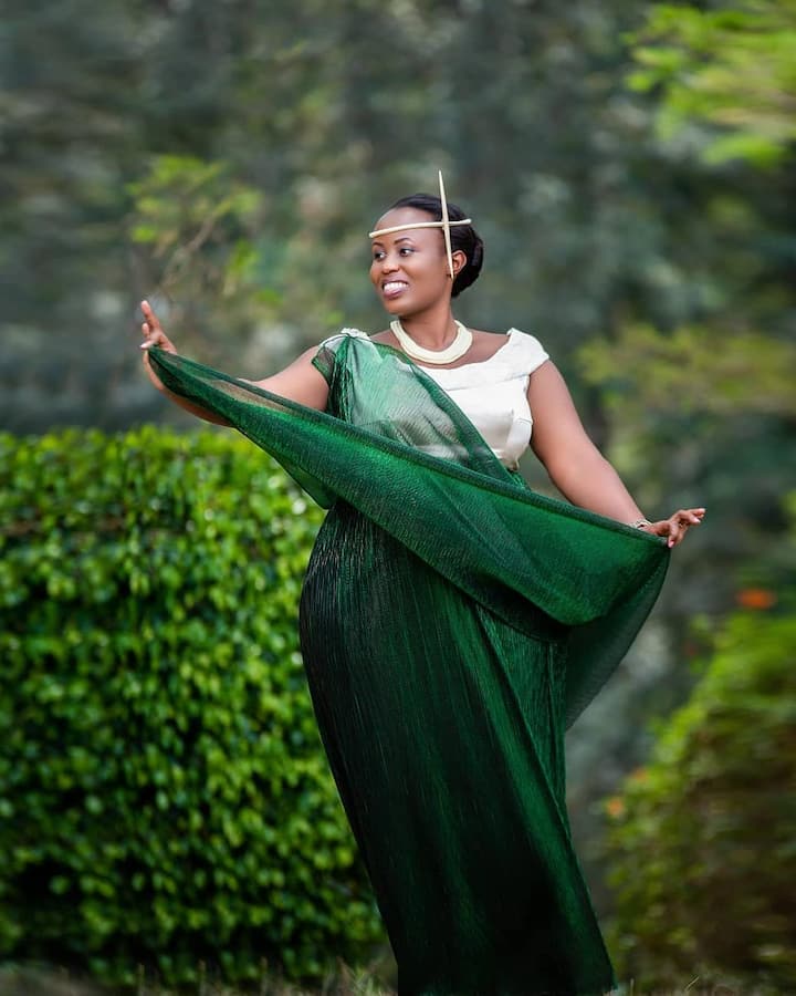 Traditional rwandan cheap wedding dress