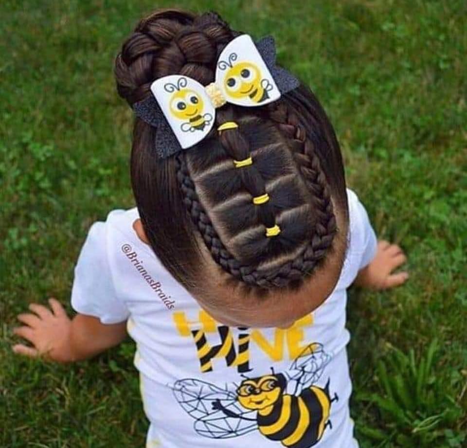 The Cutest Hairstyles For Little Girls For Christmas 2023 18 